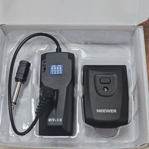 Neewer Wireless Studio Flash‎ RT-16 16 Channel Trigger+Receiver
